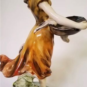 Ceramic statue